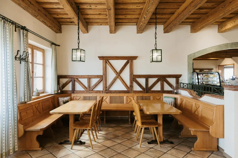 Weingut Leo Aumann, Niederösterreich — Gastraum